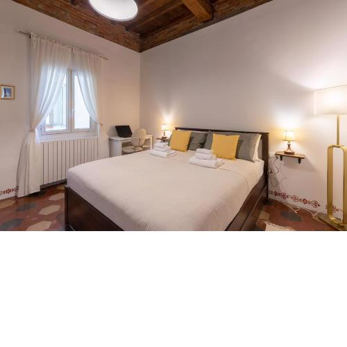 OLTRARNO Suite-Hosted by Sweetstay