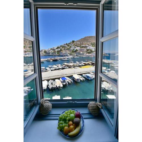 On The Port Mansion Studio 2 Hydra