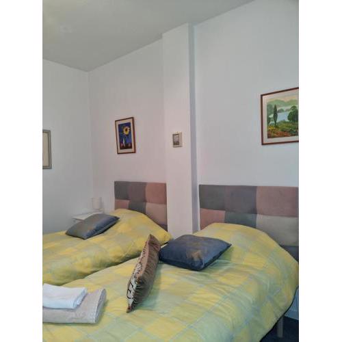 One bedroom 7th floor apartment with amazing views