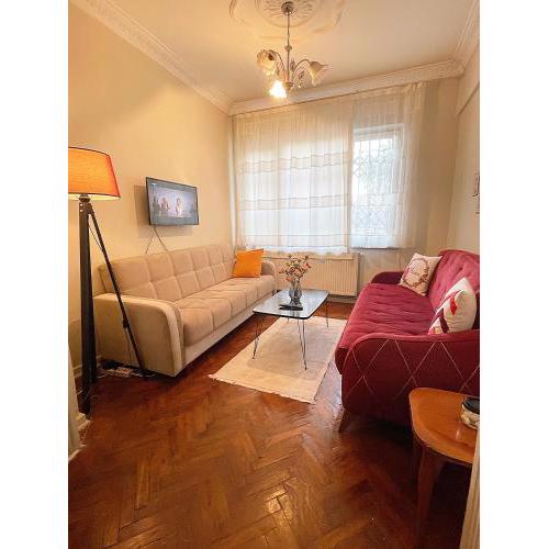 one bedroom apartment close to Taksim