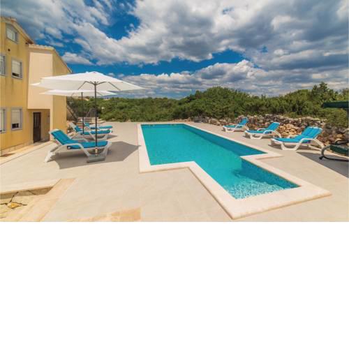 One-Bedroom Apartment in Drvenik Mali
