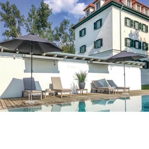One-Bedroom Apartment in Heiligenbrunn