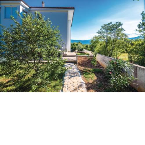 One-Bedroom Apartment in Kostrena
