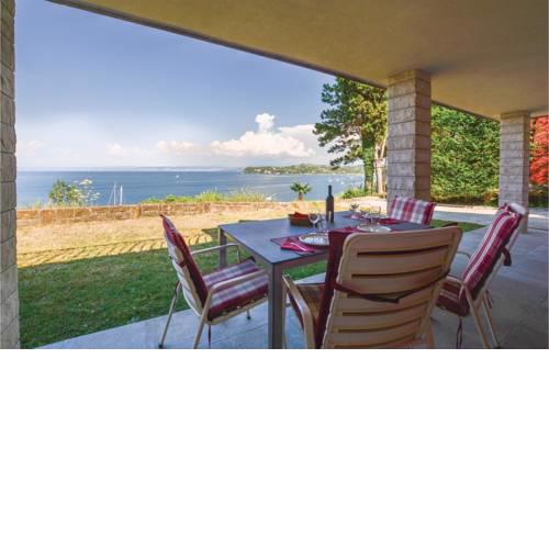 One-Bedroom Apartment in Piran