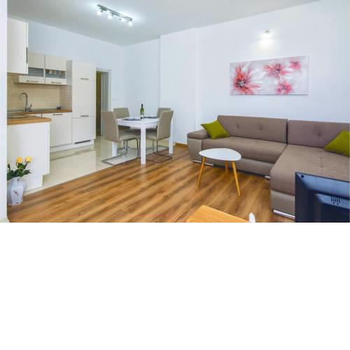 One-Bedroom Apartment in Podstrana