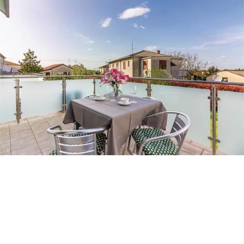 One-Bedroom Apartment in Pula