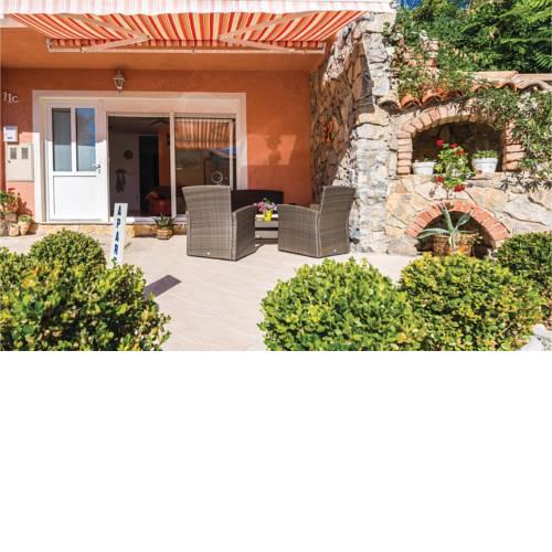 One-Bedroom Apartment in Stara Baska