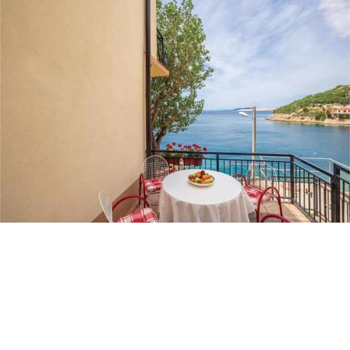 One-Bedroom Apartment in Starigrad