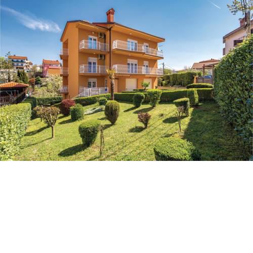 One-Bedroom Apartment in Viskovo