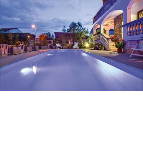 One-Bedroom Apartment in Vodice