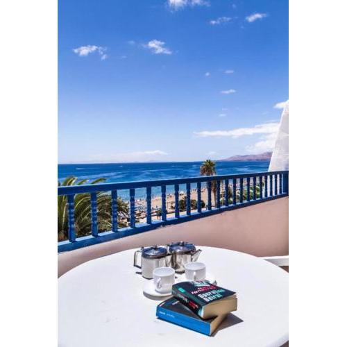 One bedroom apartment with Ocean View, WiFi and pool