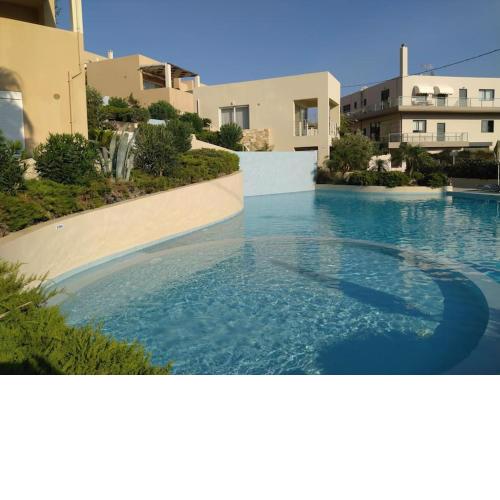 One bedroom apartment with pool