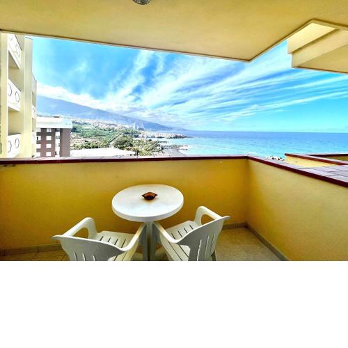 One bedroom apartment with spectacular views, Atlantic Ocean