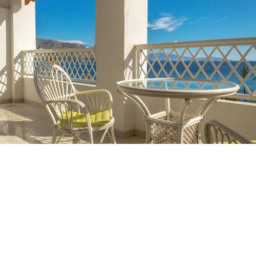 One bedroom appartement at Almunecar 20 m away from the beach with sea view shared pool and furnished terrace