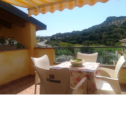 One bedroom appartement at Castelsardo 500 m away from the beach with sea view furnished terrace and wifi