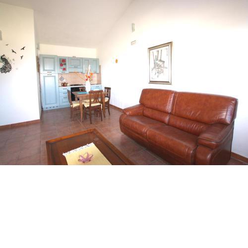 One bedroom appartement at La Ciaccia 500 m away from the beach with sea view and enclosed garden