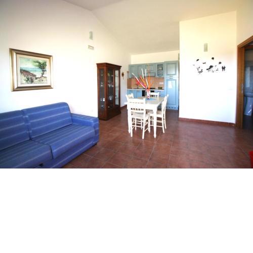One bedroom appartement at La Ciaccia 500 m away from the beach with sea view and enclosed garden