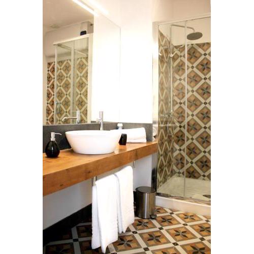 One bedroom appartement at Siracusa 300 m away from the beach with balcony and wifi