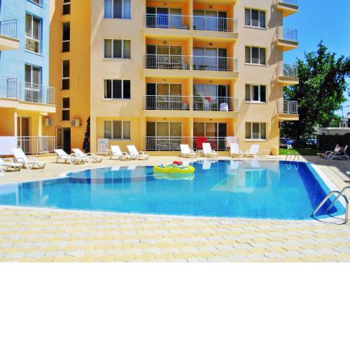 One bedroom appartement at Slantchev Briag 600 m away from the beach with city view shared pool and balcony