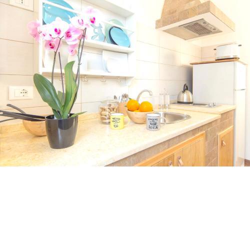 One bedroom appartement with balcony and wifi at Marsala 5 km away from the beach