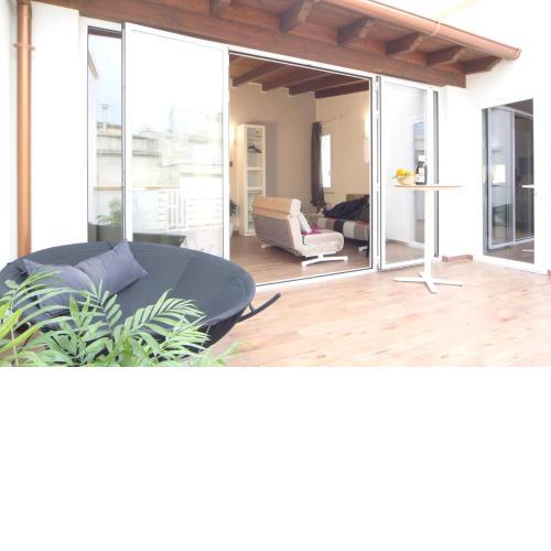 One bedroom appartement with city view balcony and wifi at Marsala 5 km away from the beach