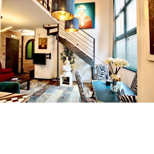 One bedroom appartement with enclosed garden and wifi at Madrid