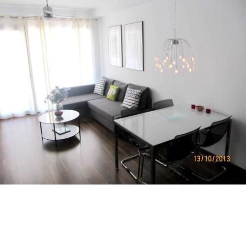 One bedroom appartement with furnished terrace and wifi at Oliva 2 km away from the beach