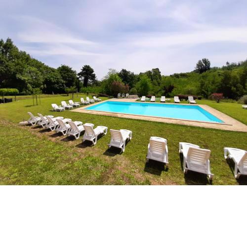 One bedroom appartement with shared pool and wifi at Montecarlo