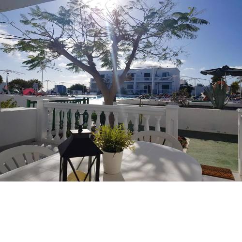 One bedroom appartement with shared pool and wifi at Tias