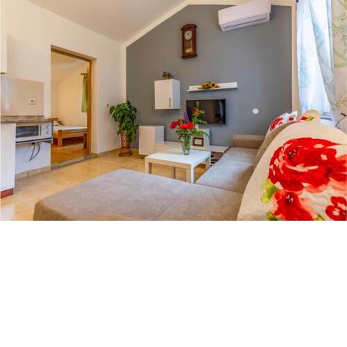 One-Bedroom Holiday Home in Medulin