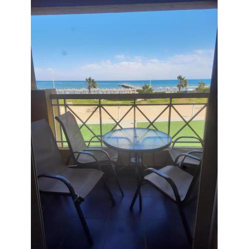 One-Bedroom Seaview Chalet in Porto South Beach - Ain Sokhna