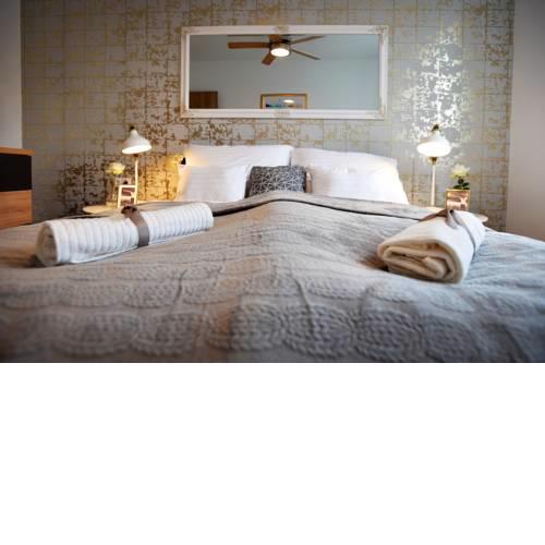 ONE Luxury Suites Eger