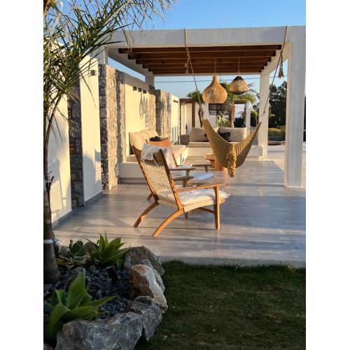 Oneiro Beach Villa Pefkos - Amazing Pool and Outdoor Lounge Areas - Lindos