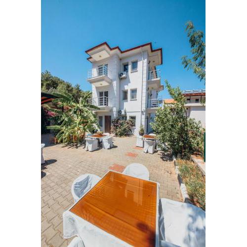 Onoda Hotel & Suites