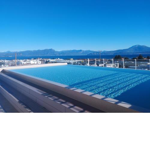 Opalia Residence - Wonderful Garda Lake view Apartment