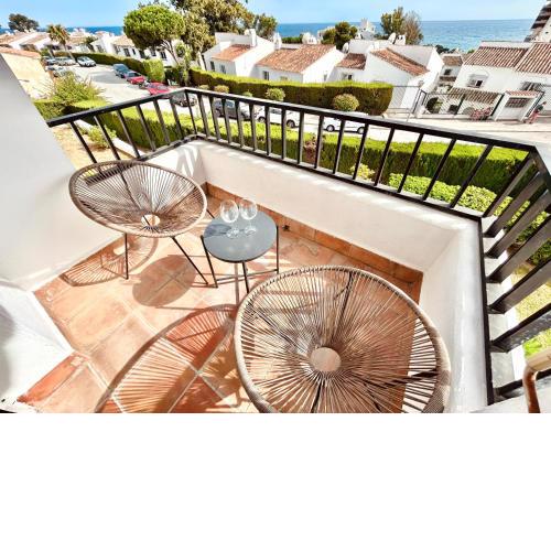Open Seas Apt; Infinite Sea Views in Riviera