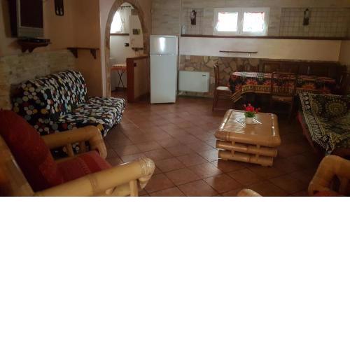 OPEN SPACE Littoria ID 22568