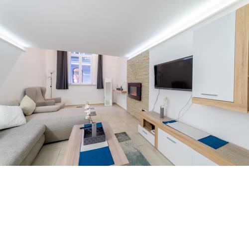 Opera Apartment - Luxury in a quiet neighborhood in the heart of Budapest