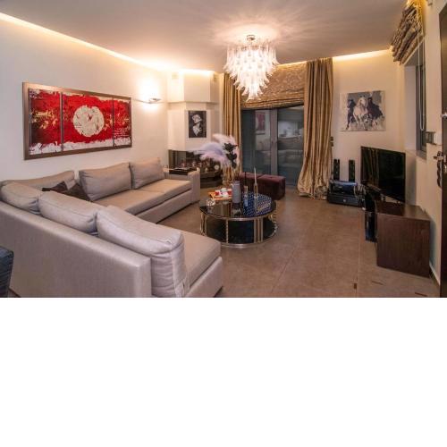Optasia Luxury House