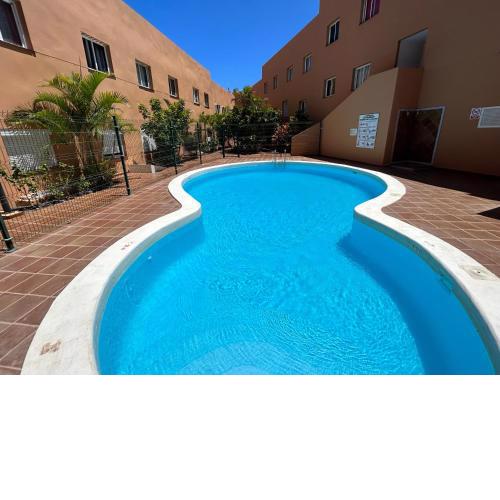 Orange Villa Piscine Terrasse Parking
