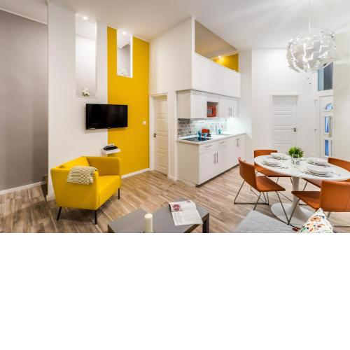 ORANGEHOMES Klauzal apartments