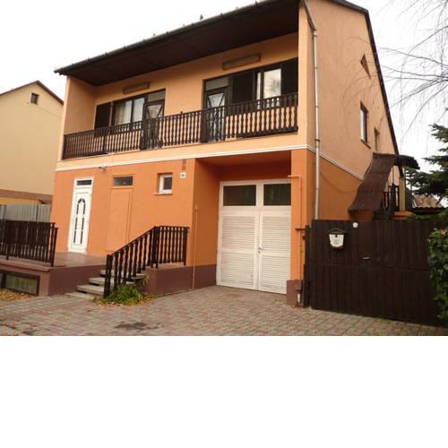 Orchidea Apartman Tata
