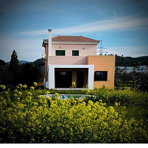 Orfeas Villa