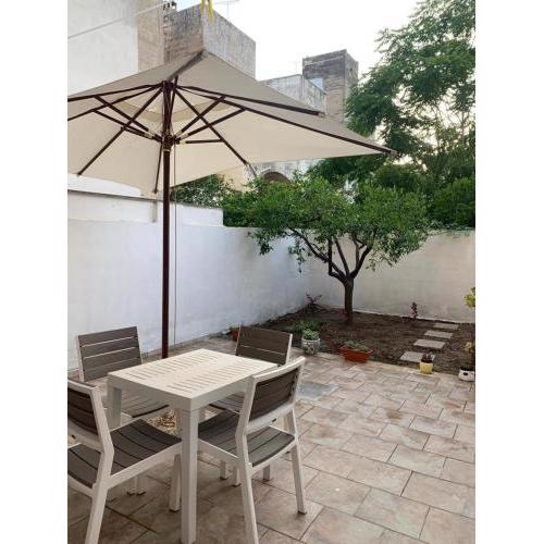Origini - Apartment with private Garden