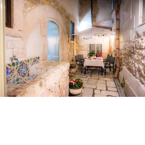Ortigia Ancient House