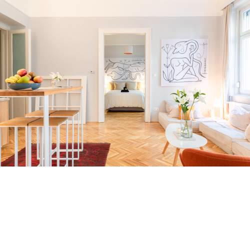 OSHO Apartments
