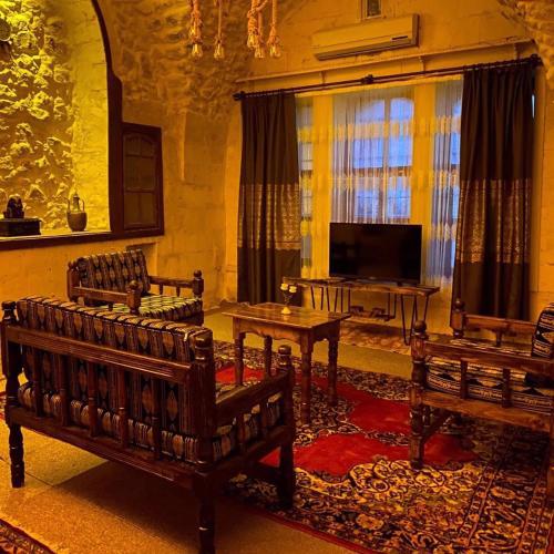 OSMANLI ŞERİF PAŞA KONAKLARI