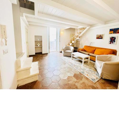 Ostuni Bright House
