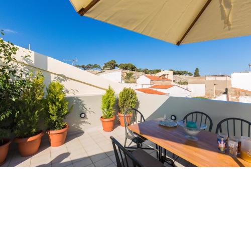 Otto - Spacious Old Town House