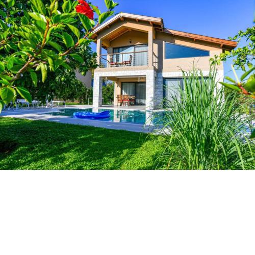 Outstanding Villa with Private Pool and Jacuzzi in Fethiye